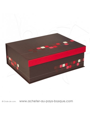 Achetez et composez votre coffret cadeau carton rectangulaire ferme aux motifs  pixels et fermeture aimantée