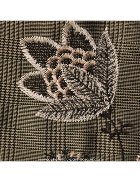 viscose polyester Prince de Galles rebrodé fleurs japonaises - tissu habillement - vetement couturiere - Dock Biarritz