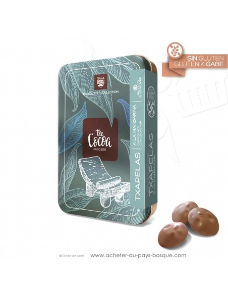 boite métal de chocolats en forme de bérets Basques au LAIT 42% et mandarine - Rafa Gorrotxategi maitre chocolatier