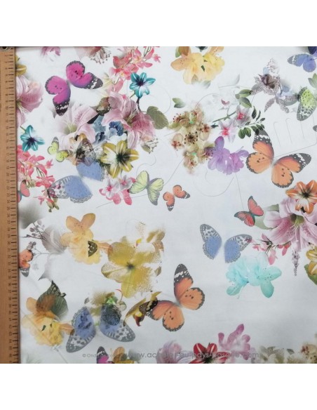 Tissu Satin coton légèrement strech blanc motifs floraux fleurs papillons multicolore - tissus habillement mercerie Biarritz