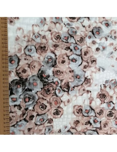 Piqué PolyCoton blanc bouquet roses damier relief - Tissus habillement au mètre vente en ligne - Dock Biarritz