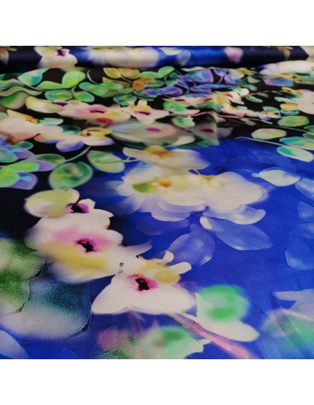 zoom Tissu satin de soie bleu orchidée - tissus habillement soie italienne haute couture - mercerie Biarritz