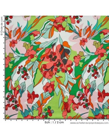 Piqué fleuri - Tissus Habillement Docks Biarritz en vente