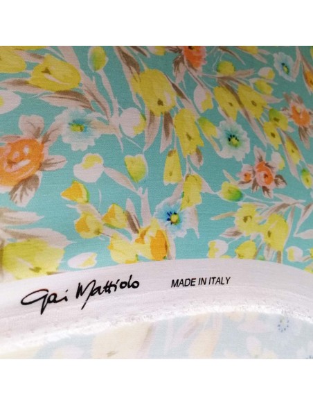 Zoom Viscose fleurie Gai Mattiolo -  tissus habillement qualité italienne haute couture - vetement couturiere sur mesure