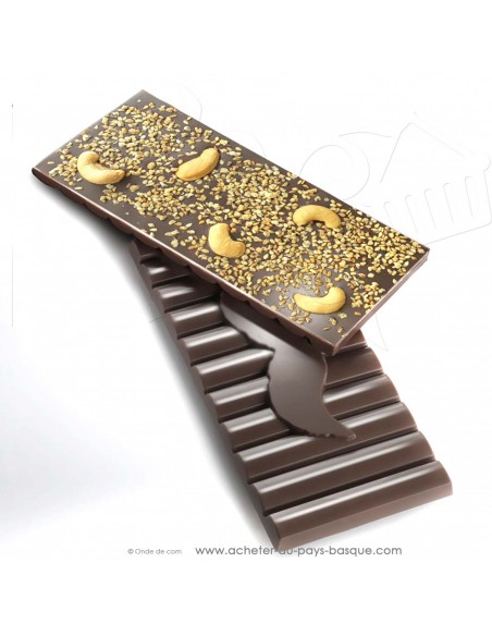 Tablette Chocolat Basque noir noix de cajou et graines de sésame - Rafa Gorrotxategi maitre chocolatier basque