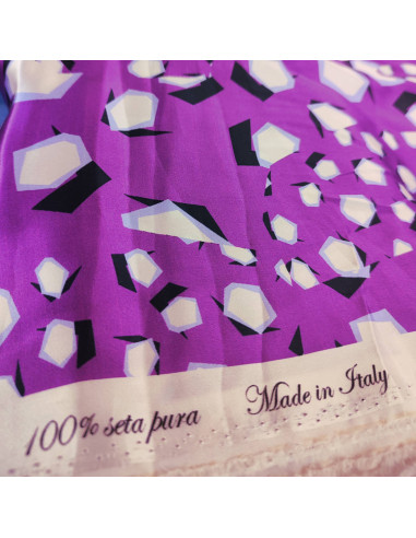 Tissu 100% soie violette hexagones Italie - tissus habillement soie italienne haute couture - mercerie Biarritz