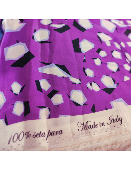 Tissu 100% soie violette hexagones Italie - tissus habillement soie italienne haute couture - mercerie Biarritz