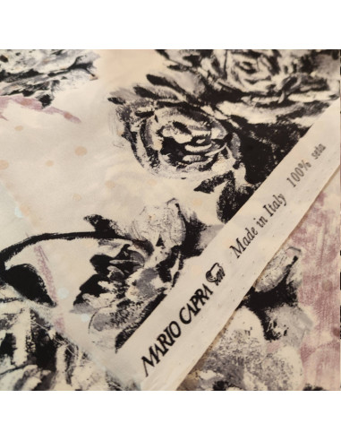 zoom tissu soie beige rosé florale - tissus habillement soie italienne haute couture - mercerie Biarritz