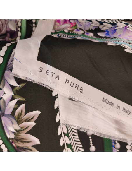 Tissu 100% soie fleurie noire  perles bande de fleurs vert et rose - tissus habillement soie  haute couture