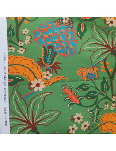 Tissu toile coton HANA fleur feuillage fond vert amande  Thevenon - Tissus Ameublement au mètre chaise rideaux canapé fauteuil