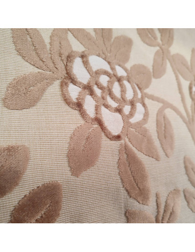 zoom Tissu Jacquard motif grosse fleur velours en relief beige - Tissus Ameublement au mètre - rideaux sur mesure coussins déco