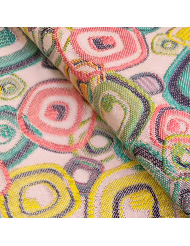 Zoom tissu habillement jacquard polyester géométrie multicolore -  tissus mode tendance - vente en ligne - vetement couturiere